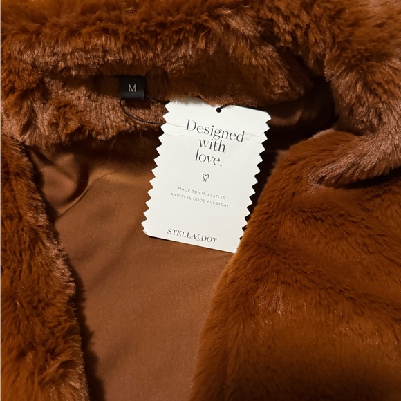 Stella & Dot Faux Fur Vest in Warm Brown Rust Color 🦊🐻🦊 - Picture 4 of 8